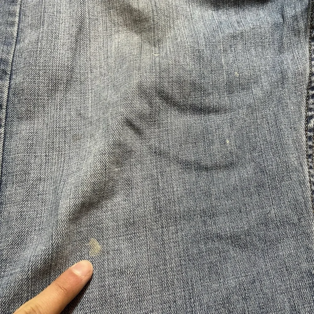 Levis preowned good